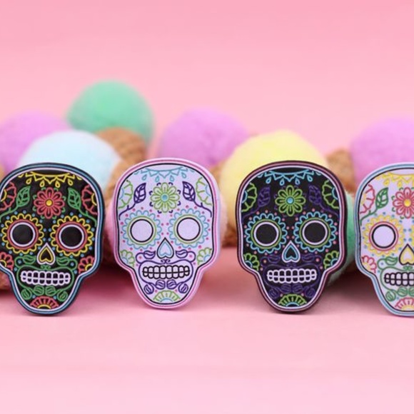 Sugar Skull Pins - Picture 6 of 6